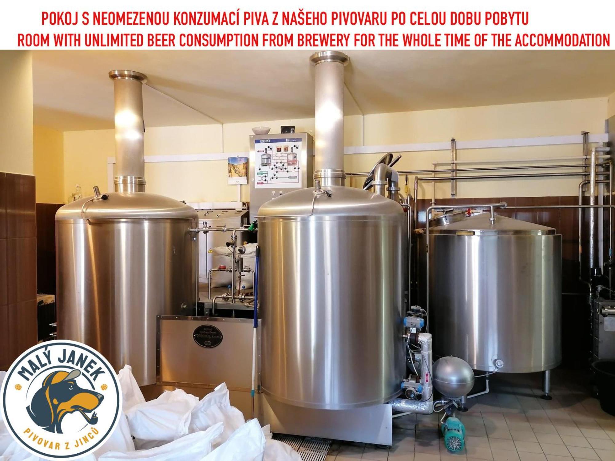 Penzion Eska S Pivovarem Mj Jince Exterior foto